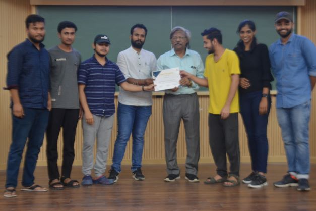AWARDS   TO WINNING  TEAMS AT  DESIGN PRACTICUM  IIT MANDI 